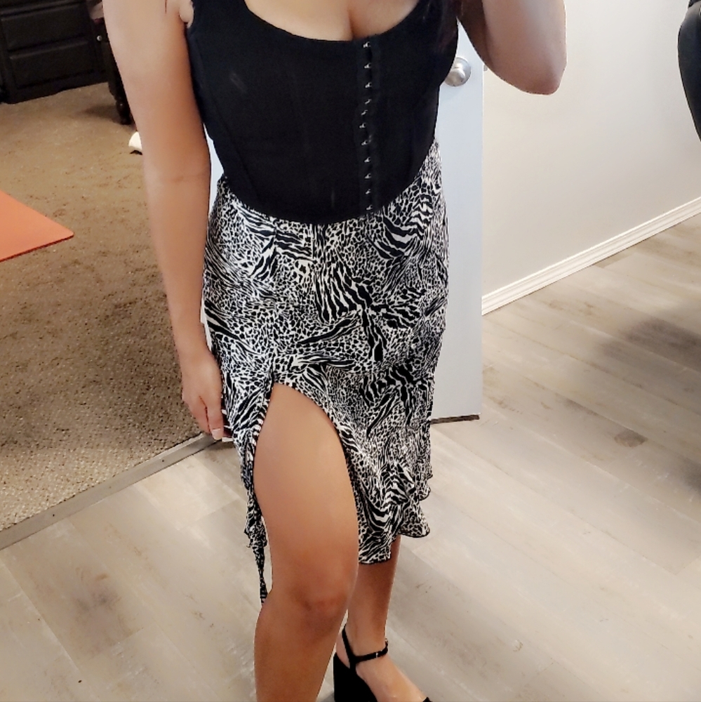 Black and white zebra skirt